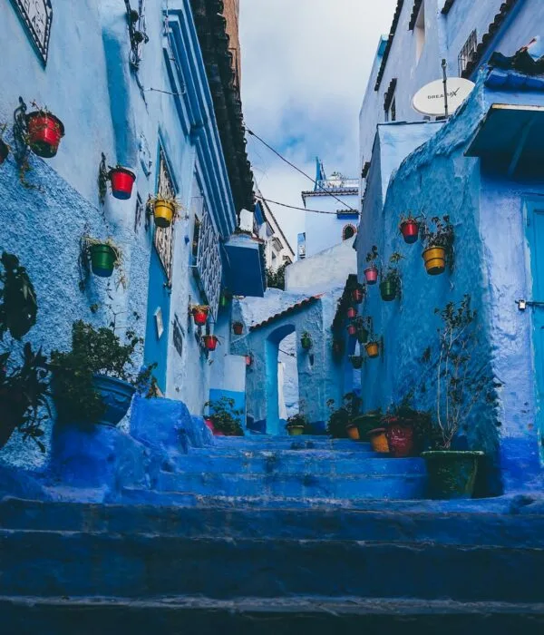 2-Day Itinerary from Fes to Chefchaouen via Meknes & Volubilis