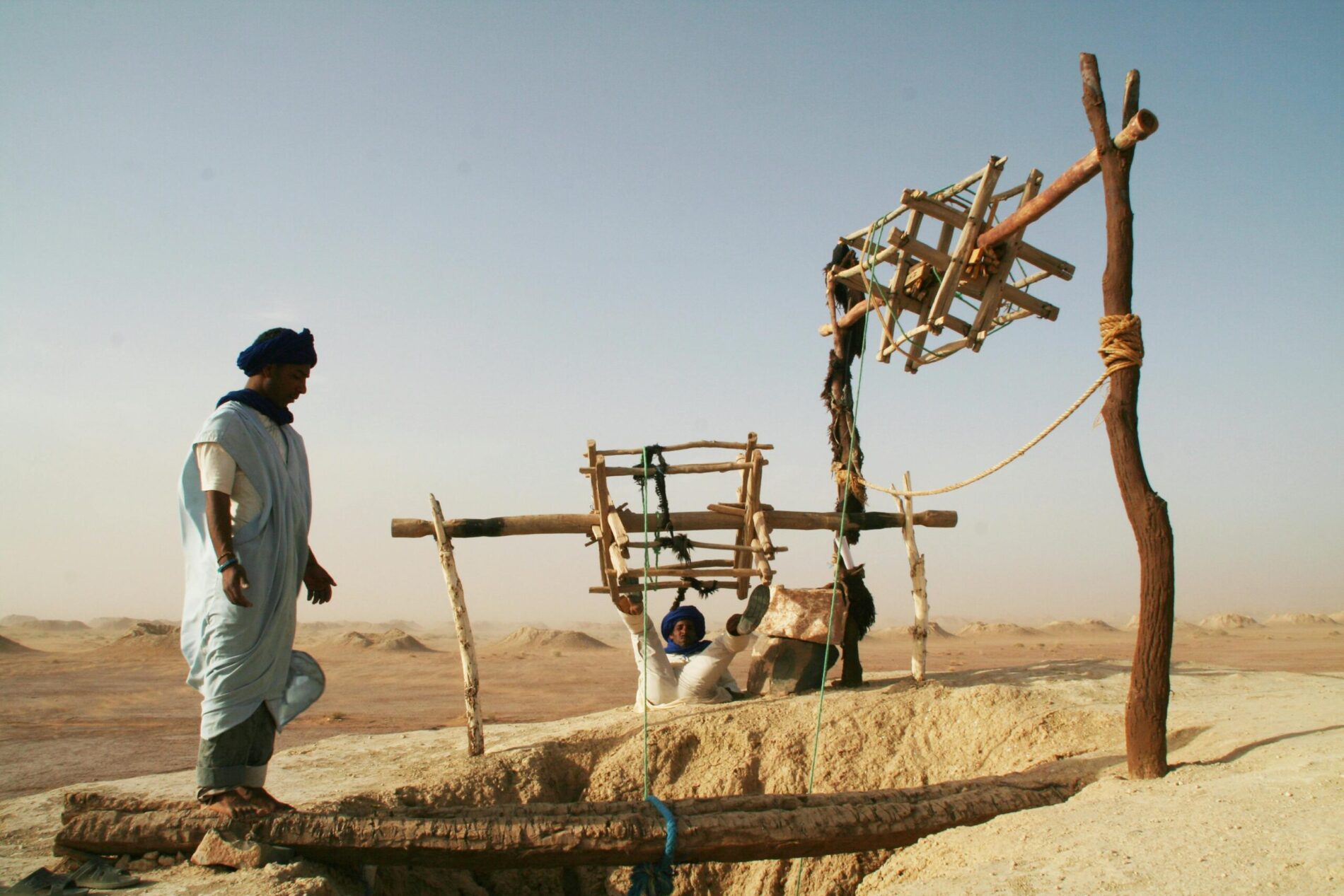  How to Travel from Ouarzazate to Merzouga?